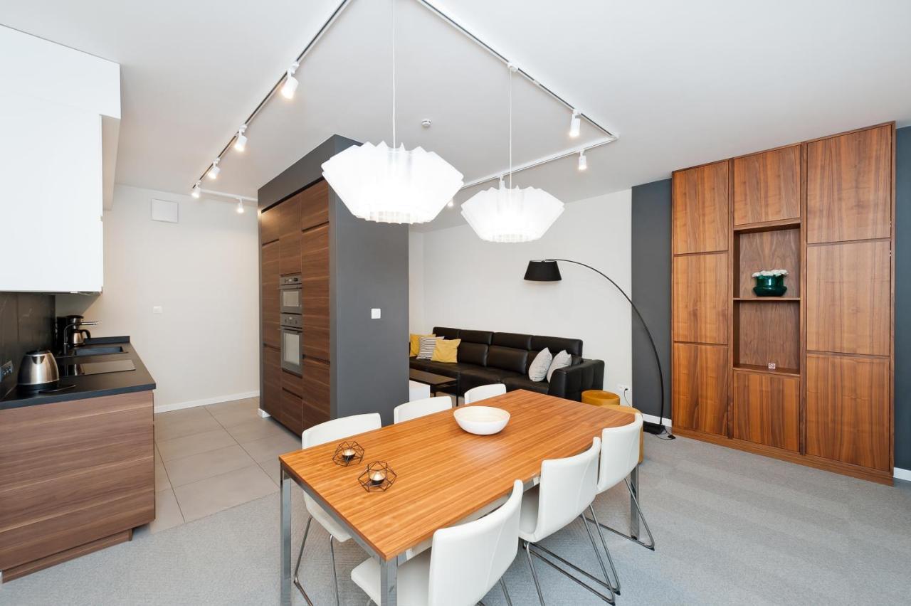 Premium In Novum City Center Near The Train Station By Sun & Snow Krakow Ngoại thất bức ảnh