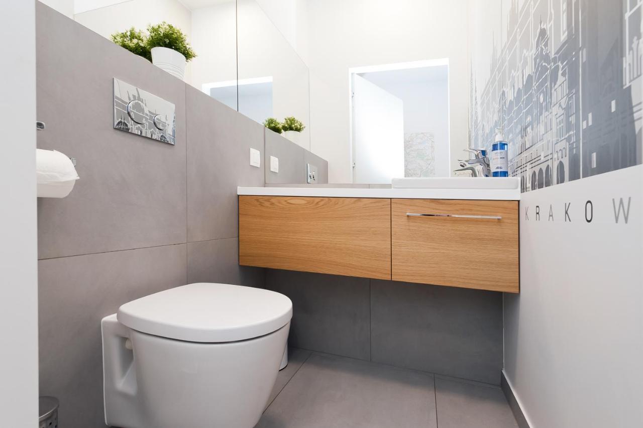 Premium In Novum City Center Near The Train Station By Sun & Snow Krakow Ngoại thất bức ảnh
